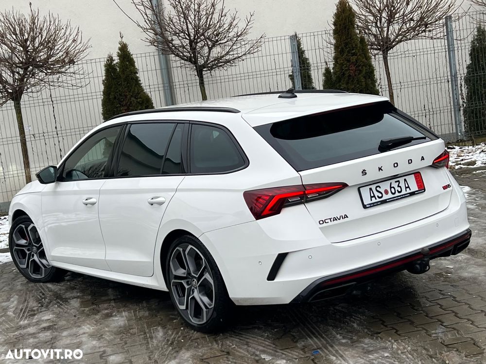 Skoda Octavia 2.0 TDI DSG 4X4 RS Plus - 3