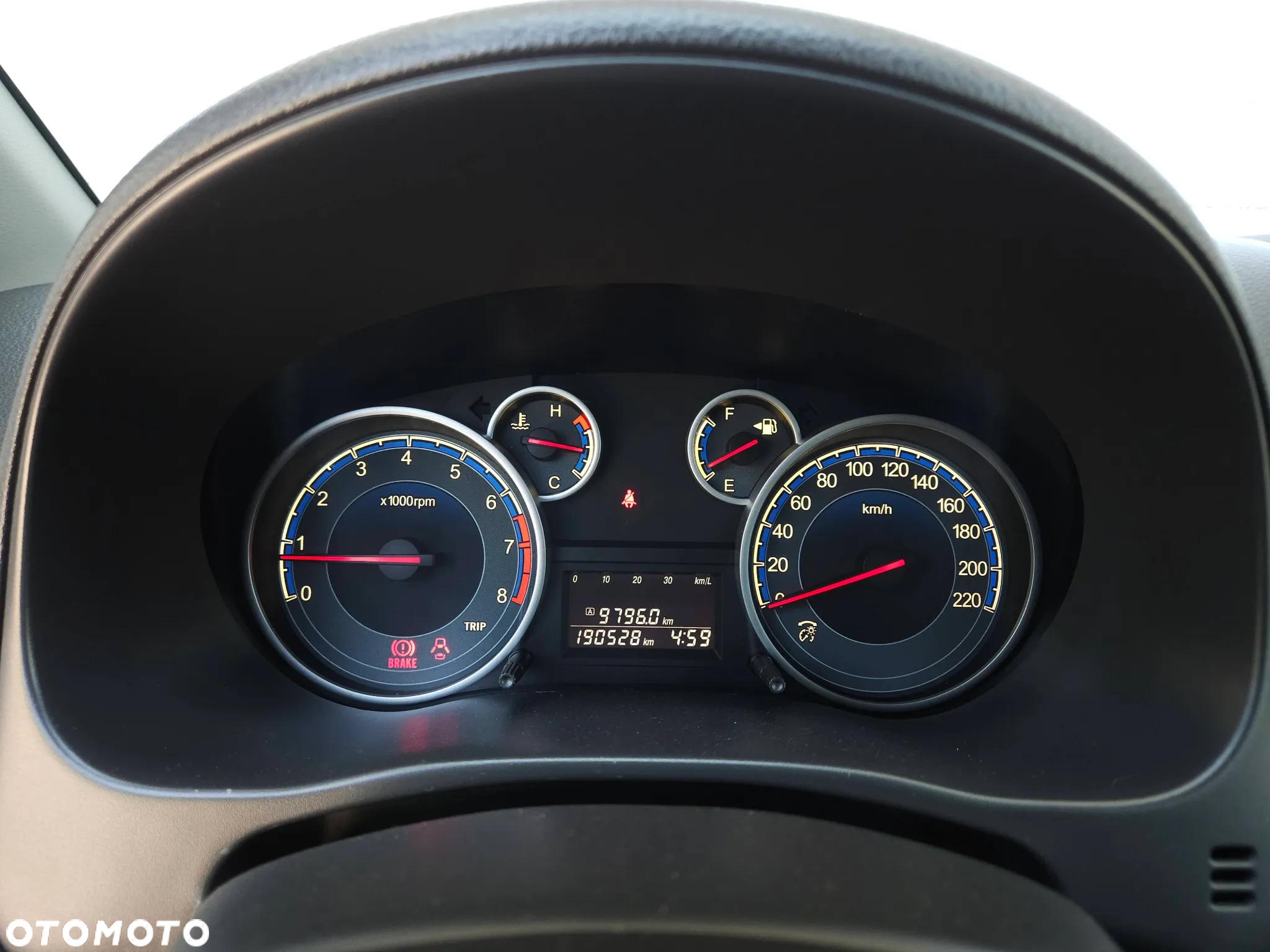 Suzuki SX4 1.6 Premium 4WD - 24