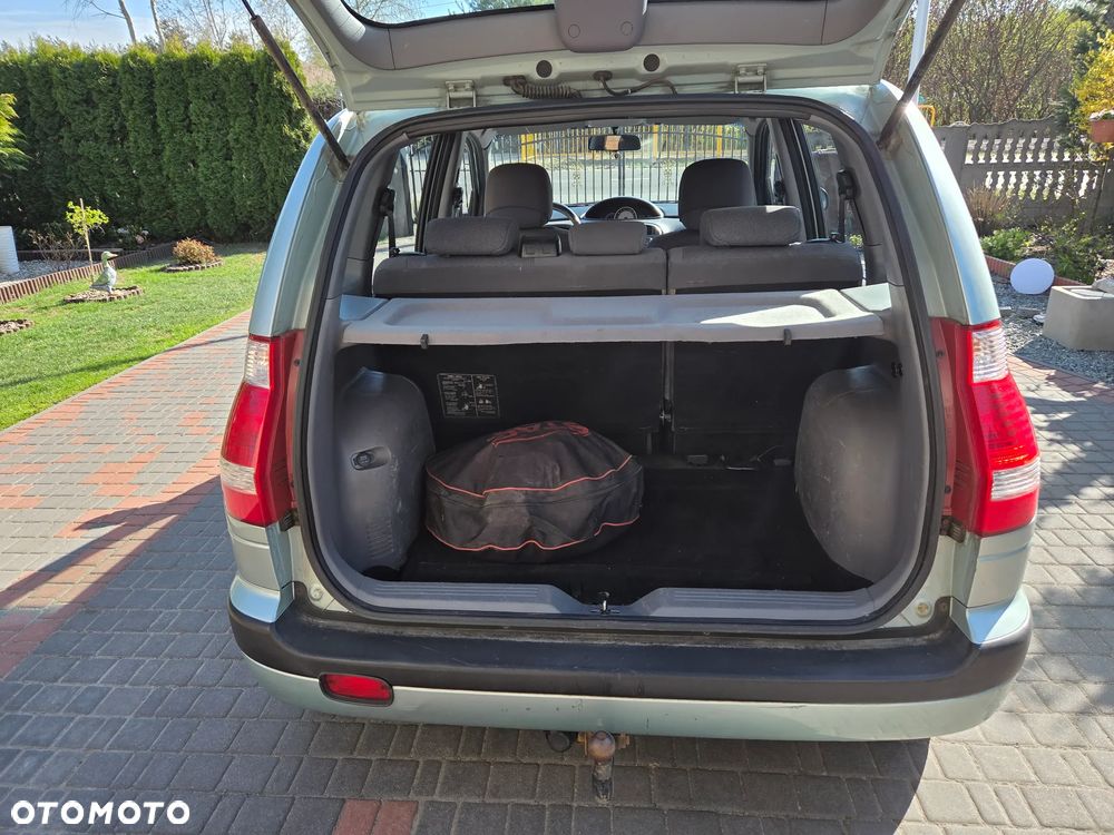 Hyundai Matrix 1.6 Comfort - 9