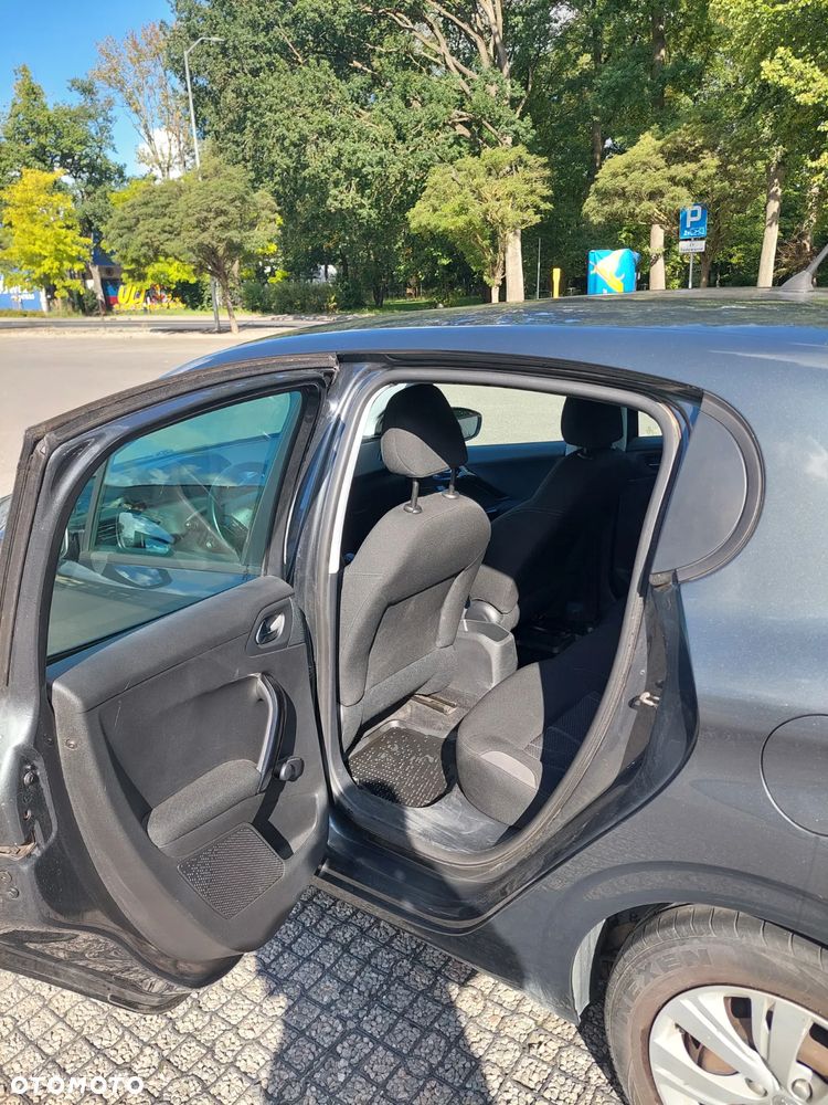 Peugeot 208 1.2 VTi Access - 22
