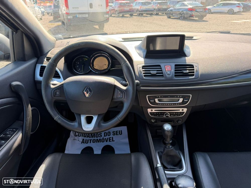 Renault Mégane 1.5 dCi Dynamique - 6