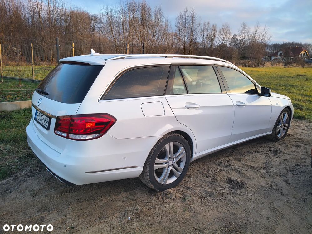 Mercedes-Benz Klasa E 200 BlueTEC 7G-TRONIC Elegance - 5