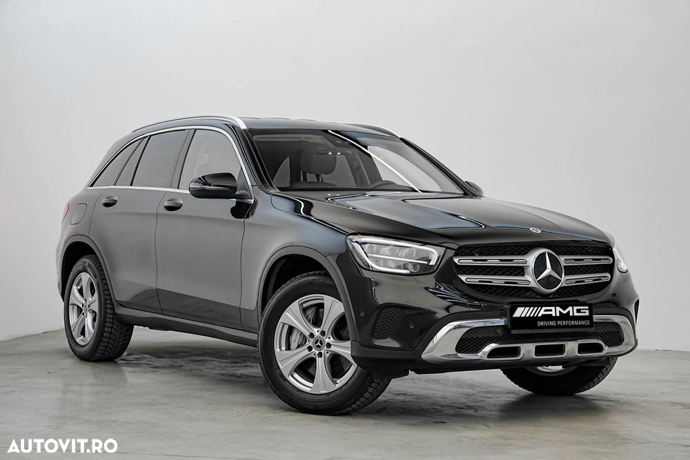 Mercedes-Benz GLC 300 e 4Matic 9G-TRONIC Edition AMG Line - 3