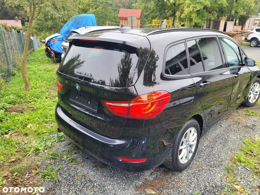 BMW Seria 2 218d Active Tourer M Sport - 9