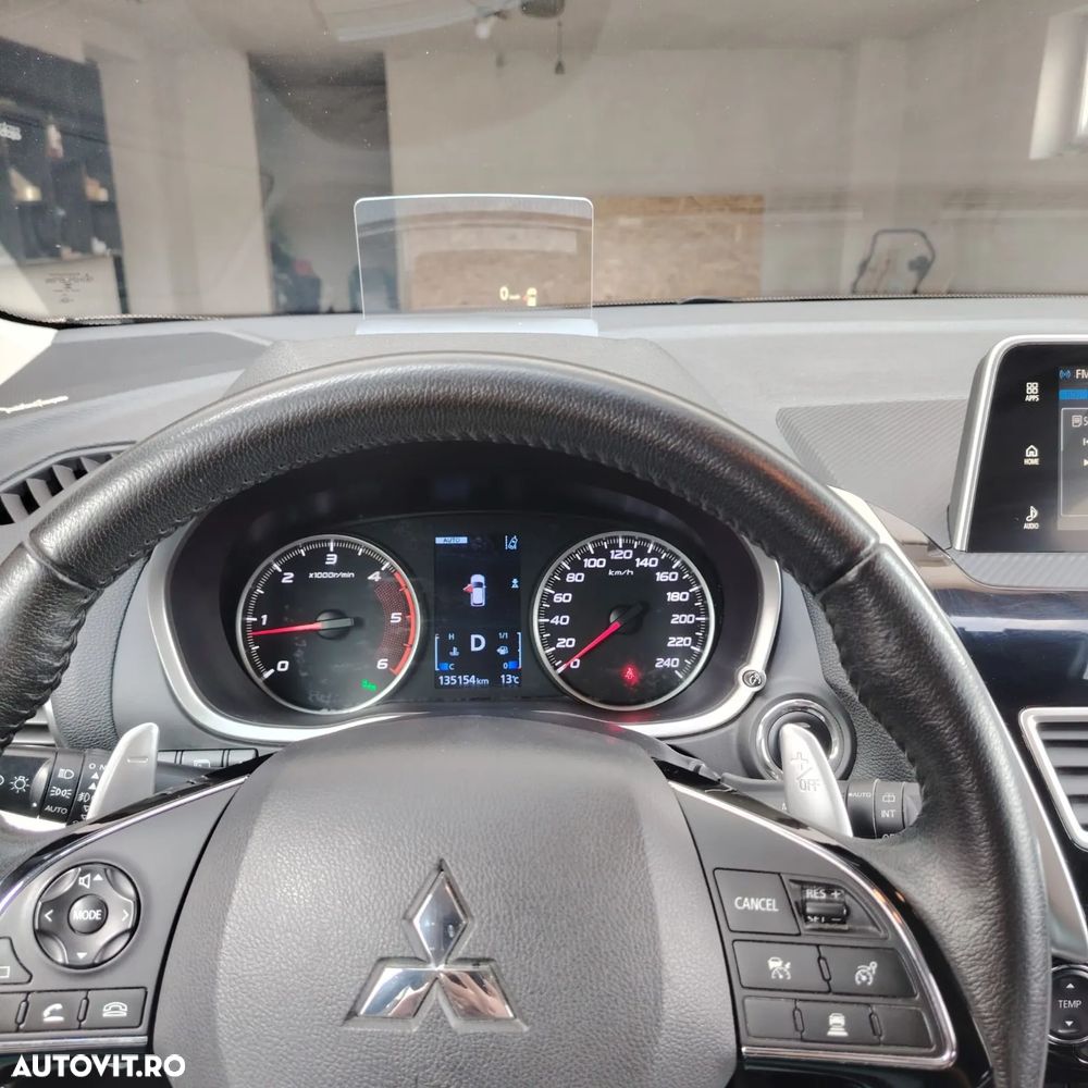 Mitsubishi Eclipse-Cross - 6