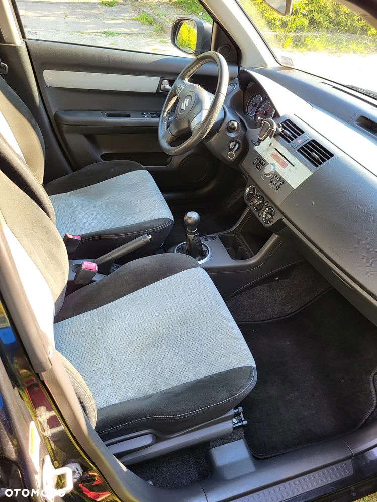 Suzuki Swift - 17