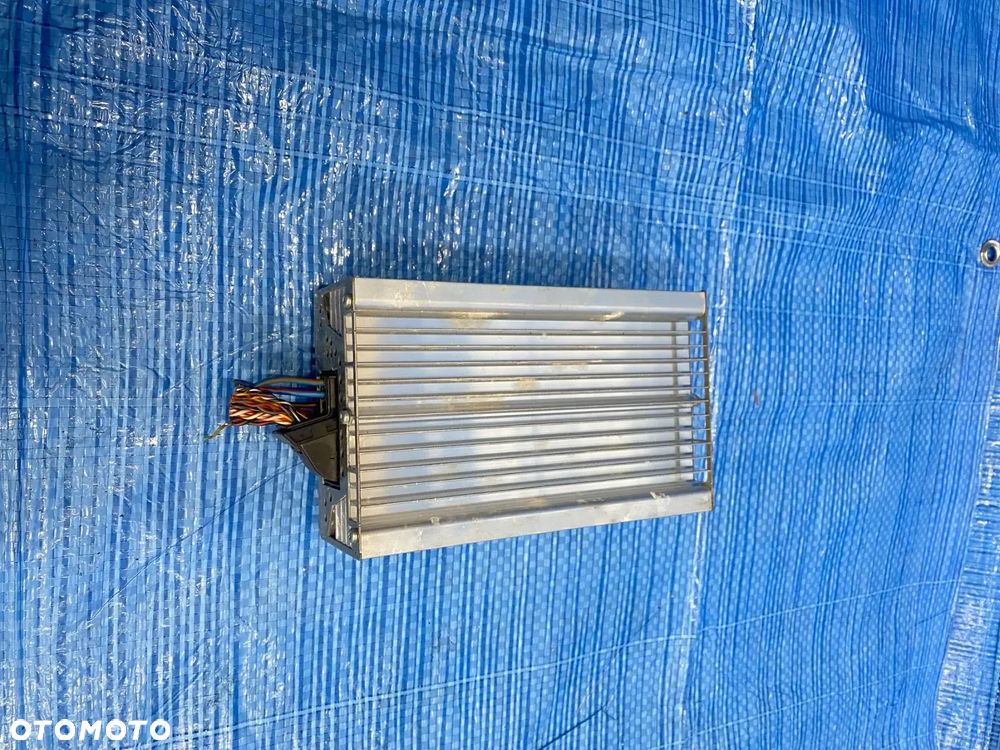 WZMACNIACZ AUDIO NAGŁOŚNIENIA HI-FI  BMW F01 F02 F06 F07 F10 F11 F12 13 HARMAN  9343764 - 3
