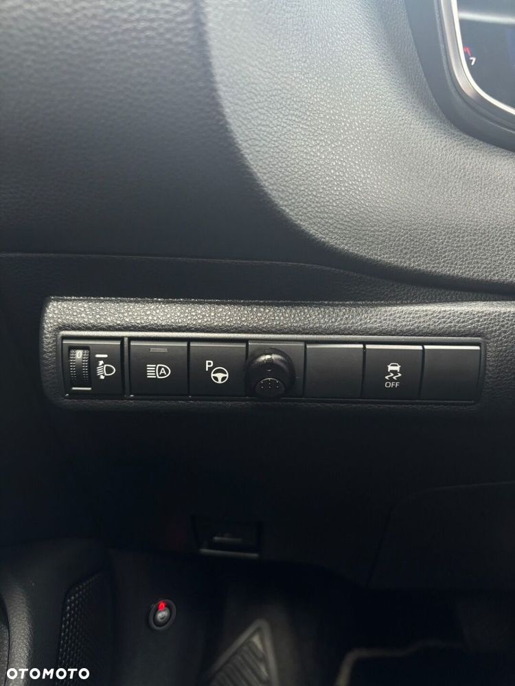 Toyota Corolla - 17