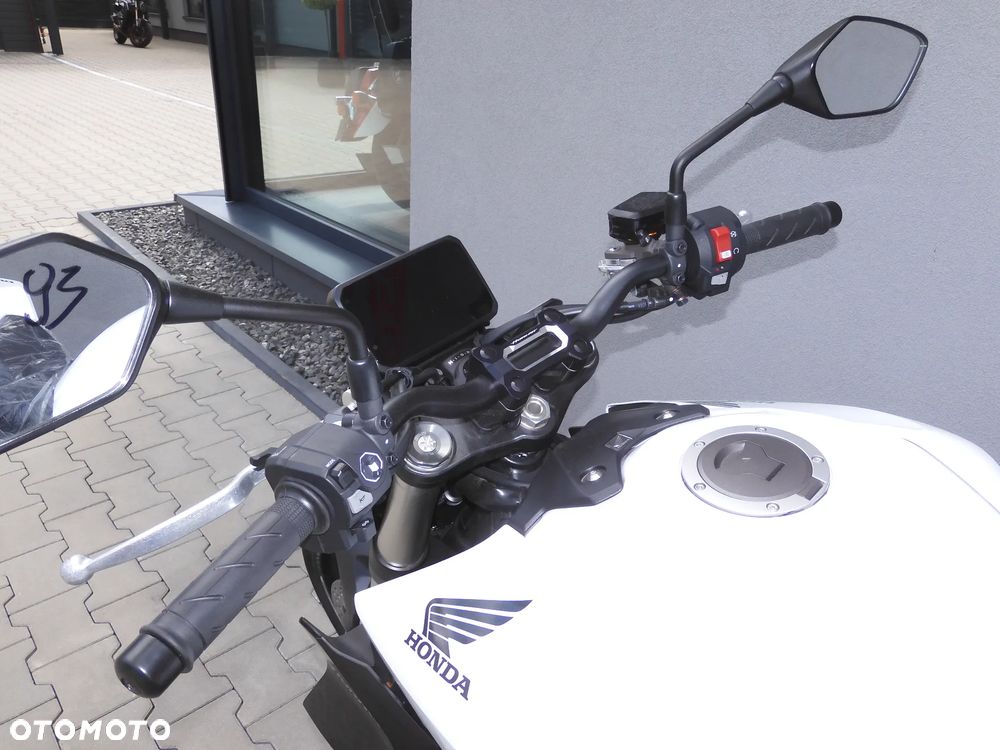 Honda Hornet - 38