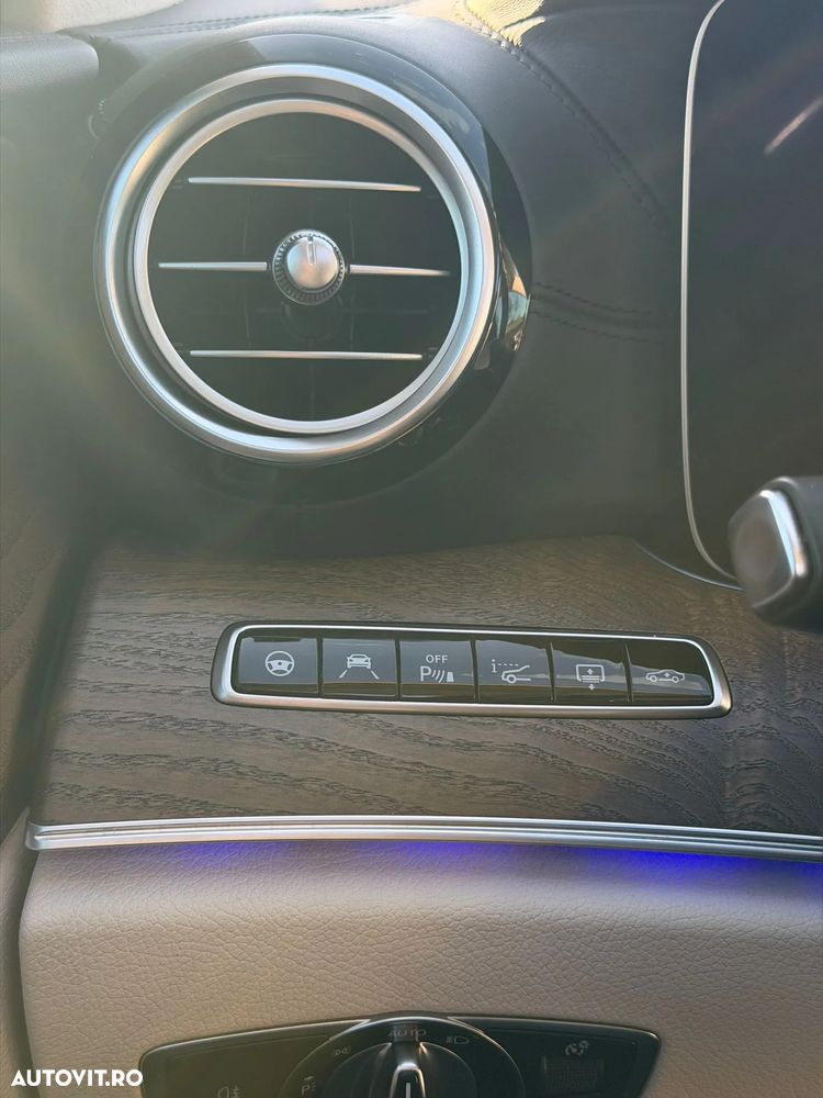 Mercedes-Benz E 43 AMG 4MATIC 9G-TRONIC - 7