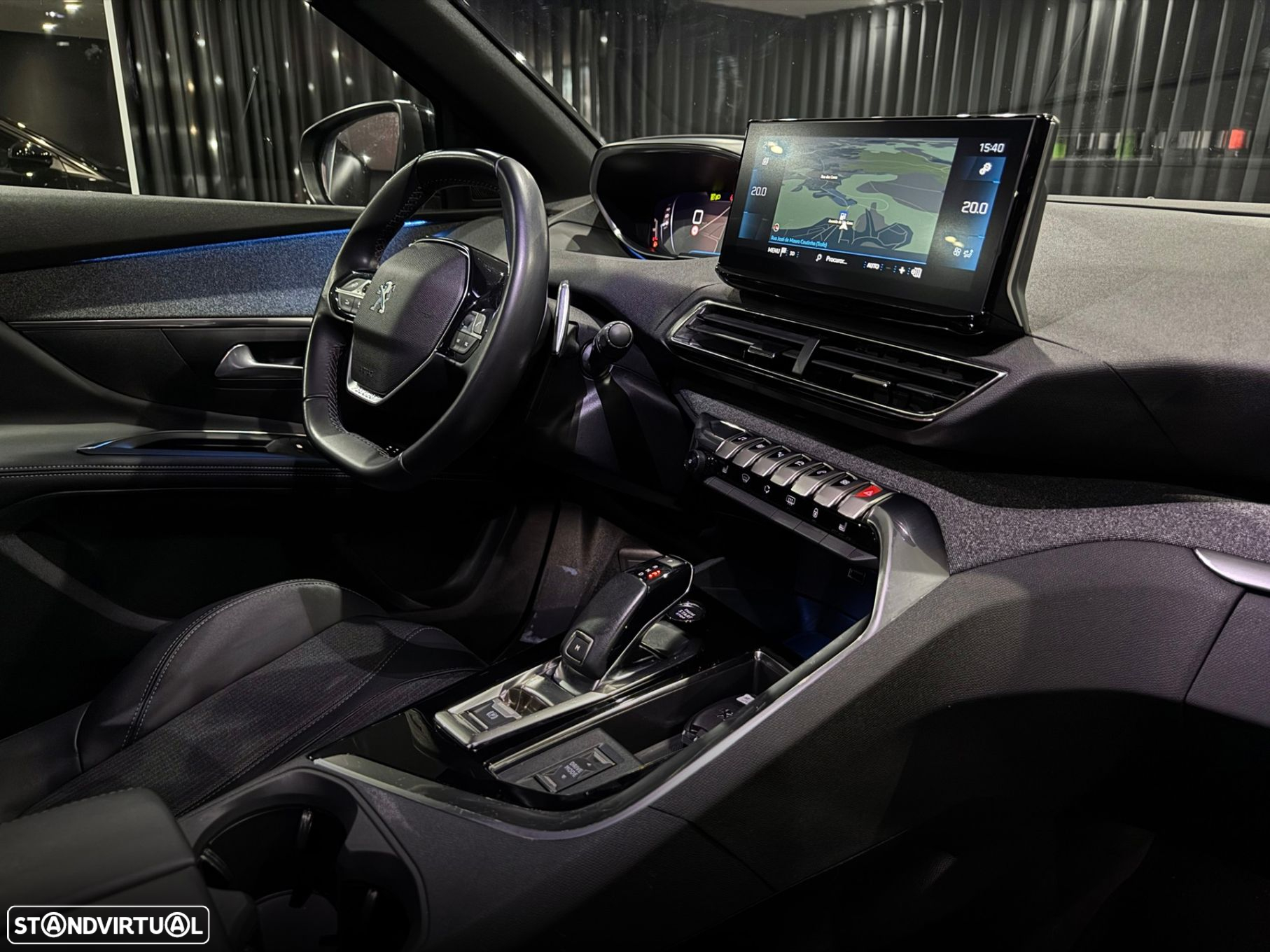 Peugeot 5008 1.2 PureTech Allure Pack EAT8 - 29