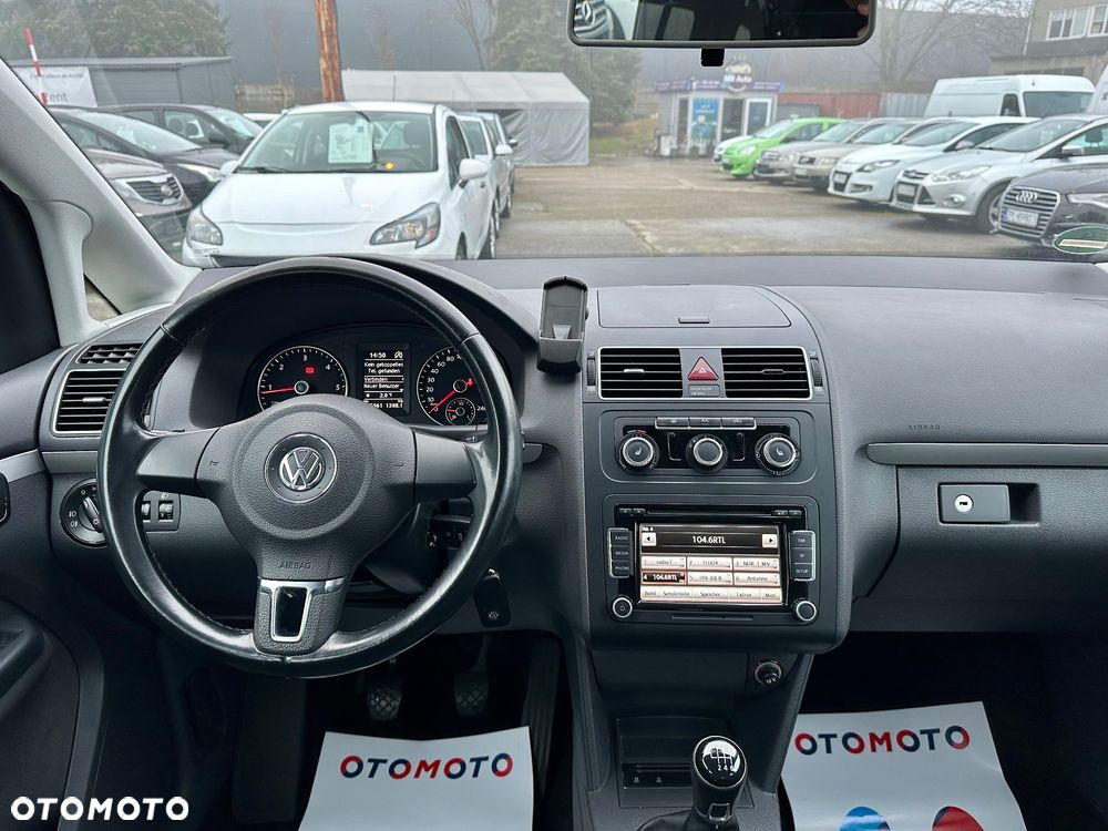 Volkswagen Touran 1.6 TDI DPF BlueMot Trendline - 16