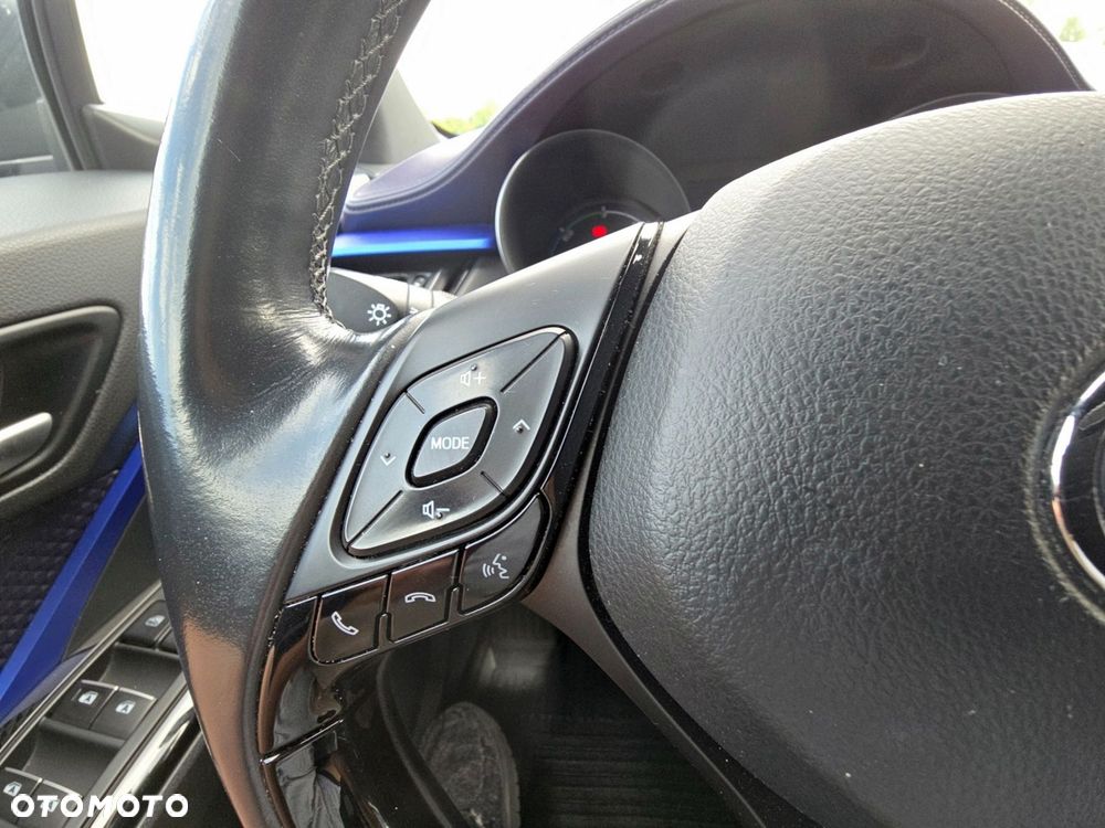 Toyota C-HR - 15