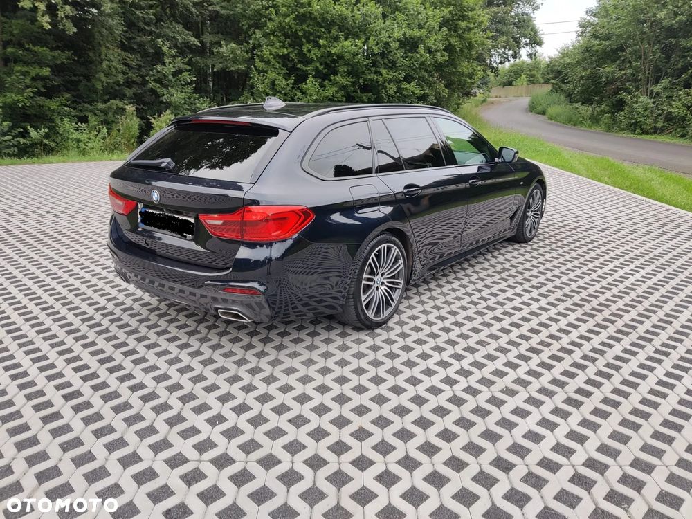BMW Seria 5 520d Touring M Sport Edition - 2