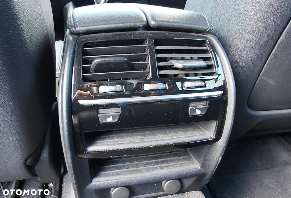 BMW Seria 5 520d Efficient Dynamics Luxury Line - 16