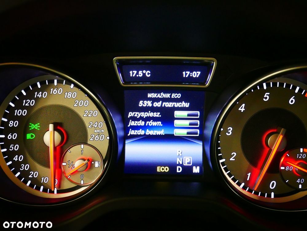 Mercedes-Benz CLA - 22