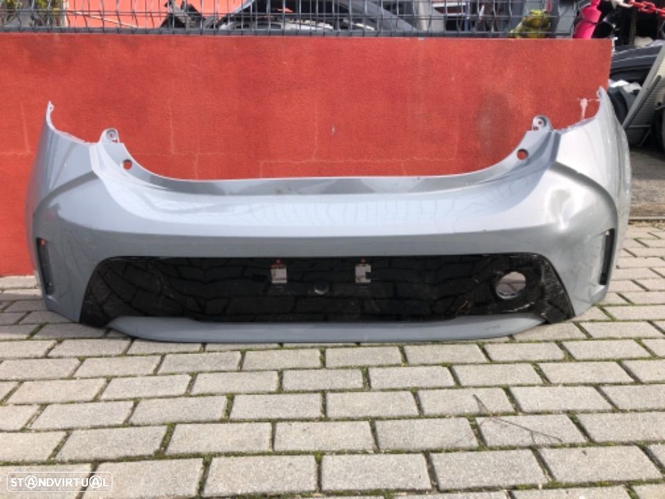Parachoque toyota corolla híbrido 2019 - 1