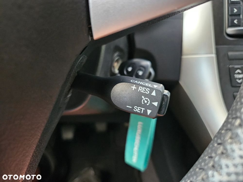 Toyota Auris 2.0 D-4D - 25