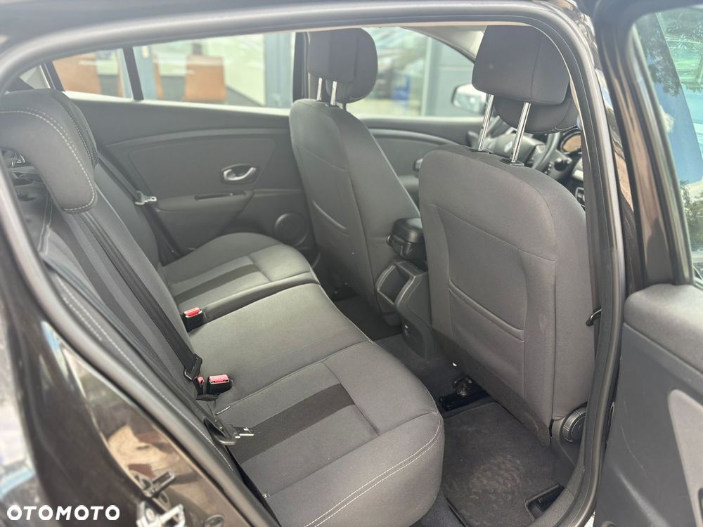 Renault Megane - 11
