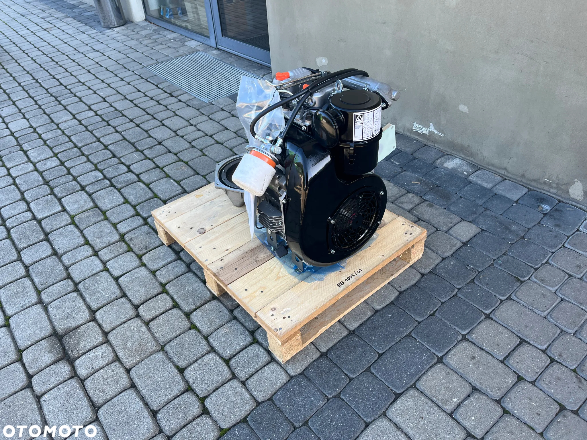 SILNIK Lombardini 12LD 477/2 KOHLER HATZ 2G40 10161netto - 9