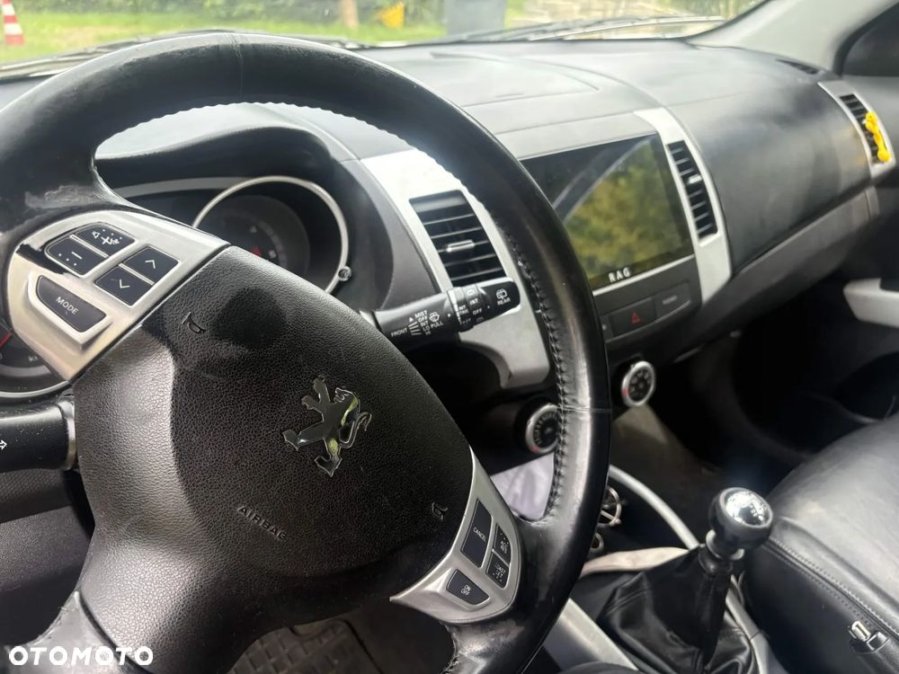 Peugeot 4007 2.2HDi Platinum - 23