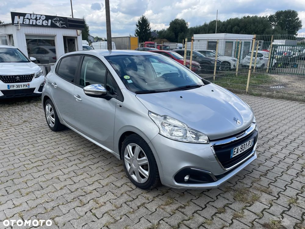 Peugeot 208 1.6 BlueHDi Active S&S - 1