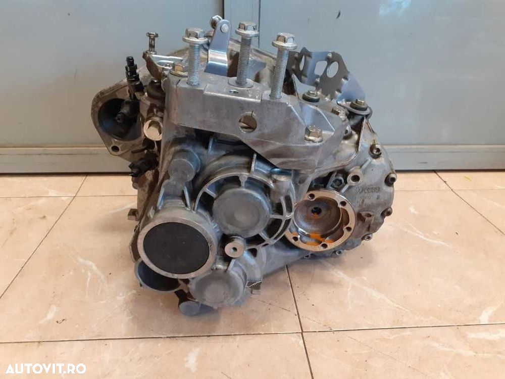 Cutie viteze VW Touran; 2.0 TDI; NFP; JLT; HDU; HDV; JLU; KDN - 1