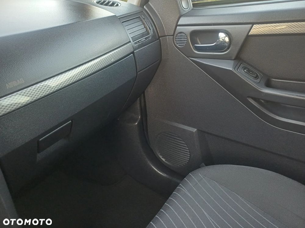 Opel Meriva 1.4 - 18