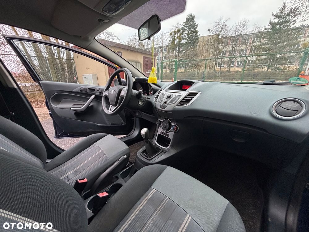 Ford Fiesta - 15