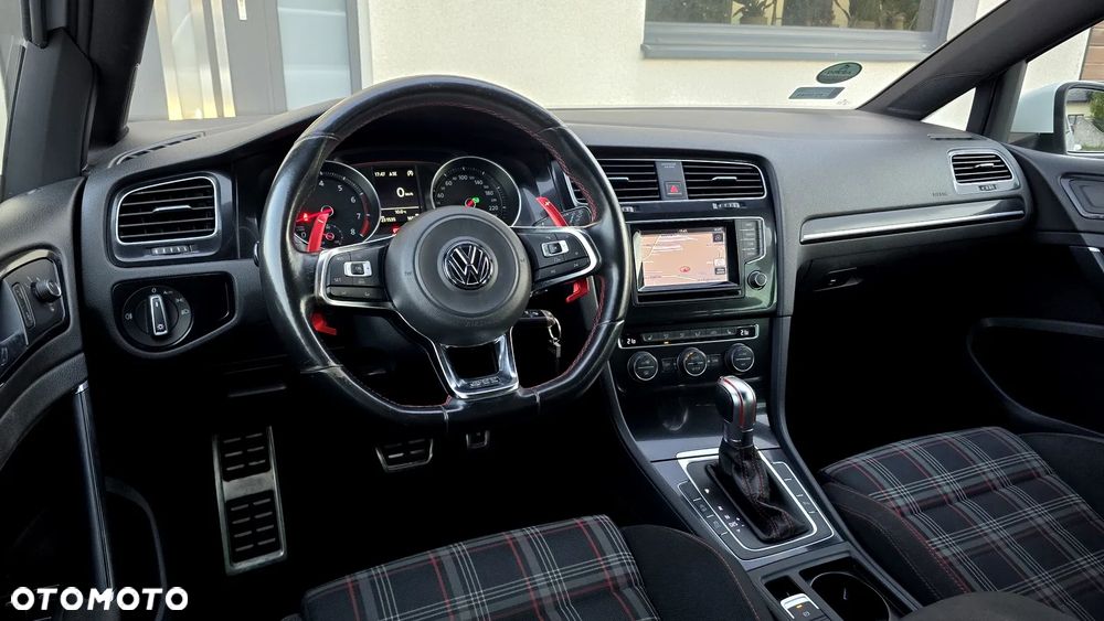 Volkswagen Golf 2.0 TSI BMT GTI DSG - 24