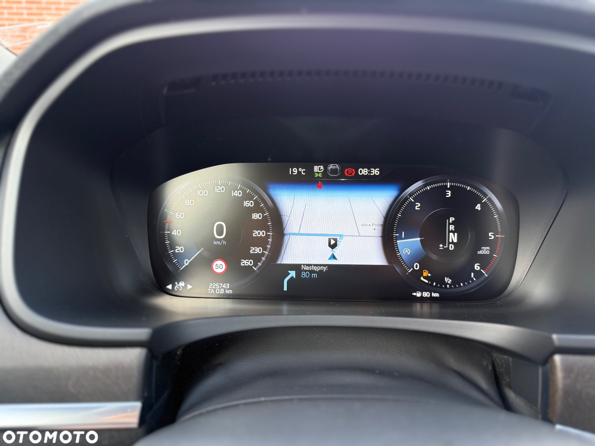 Volvo V90 Cross Country D4 AWD Geartronic Pro - 37
