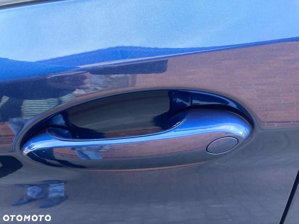 BMW Seria 5 520d - 23