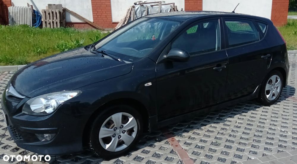 Hyundai i30 1.6 CRDi Classic + EU5 - 12