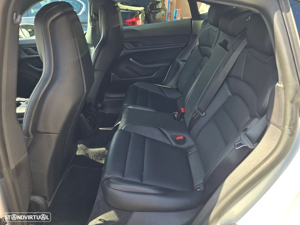 Porsche Taycan Bateria Performance Plus - 24