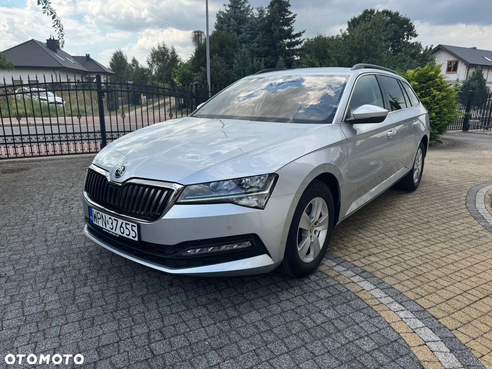 Skoda Superb 2.0 TDI DSG Ambition - 1