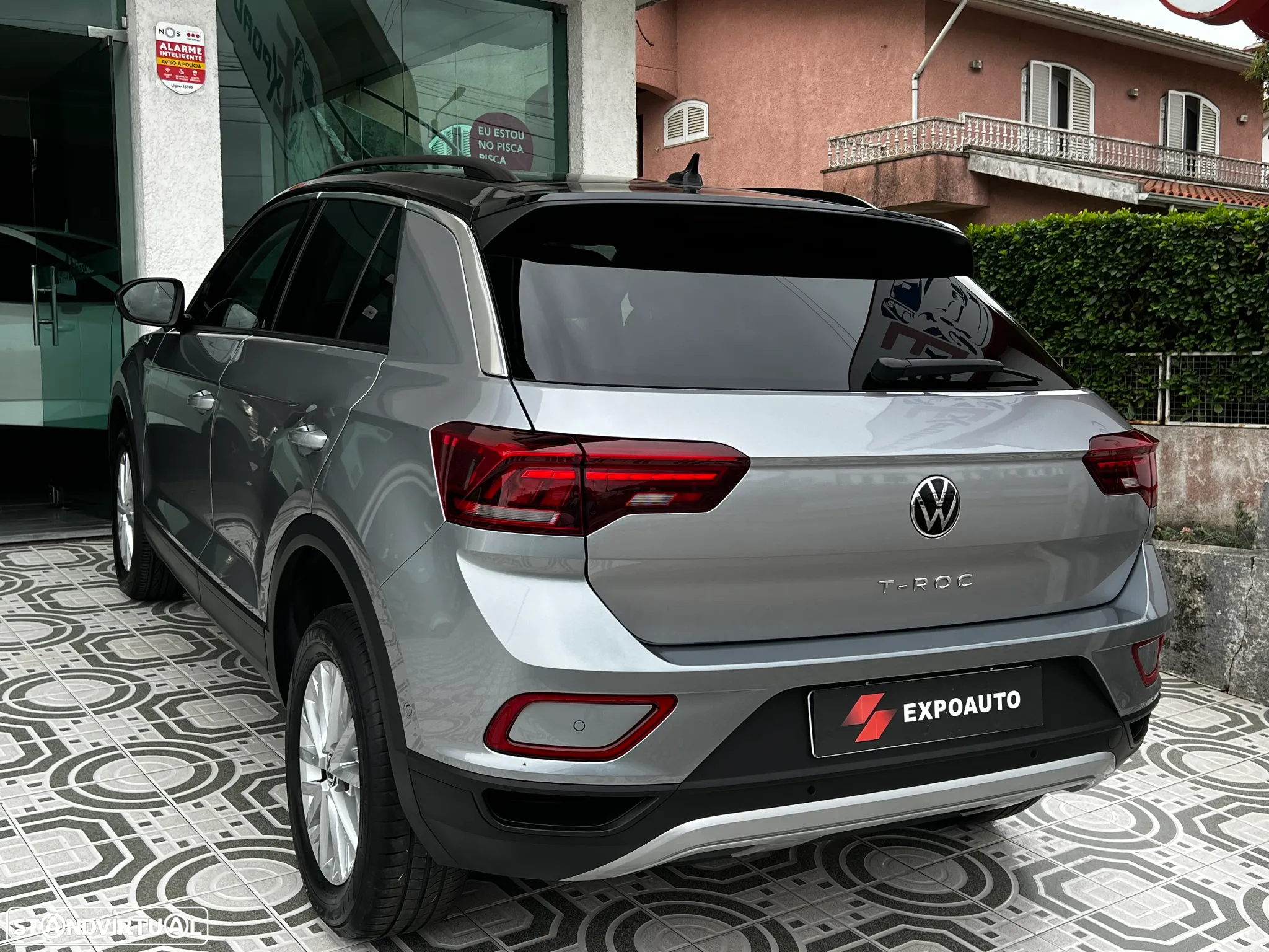 VW T-Roc 1.0 TSI Urban - 2