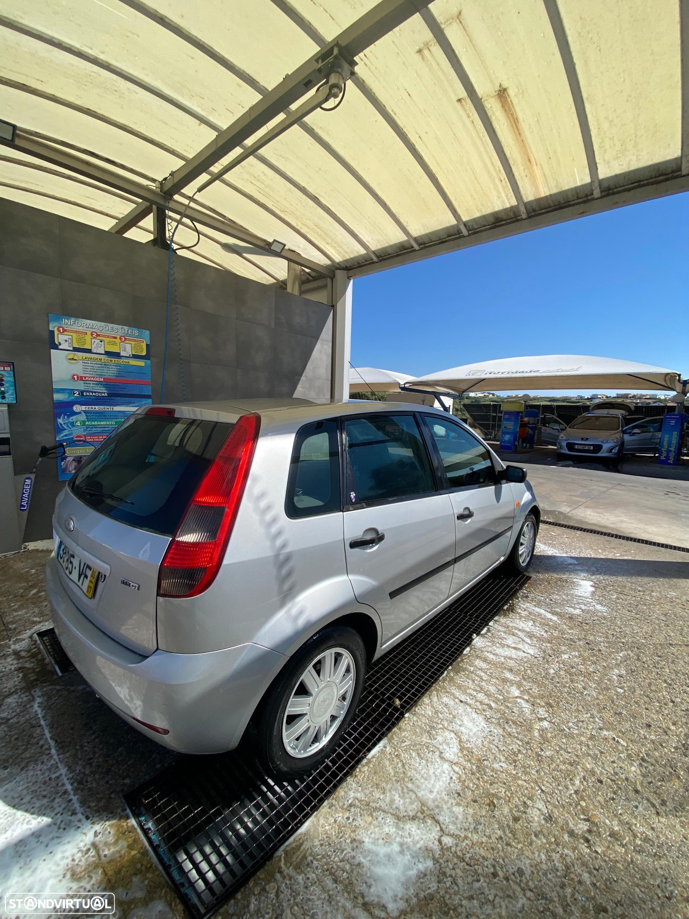 Ford Fiesta 1.4 TDCi Ambiente - 4