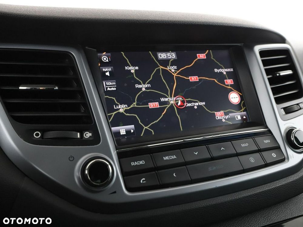 Hyundai Tucson 2.0 CRDi 4WD Automatik Style - 26