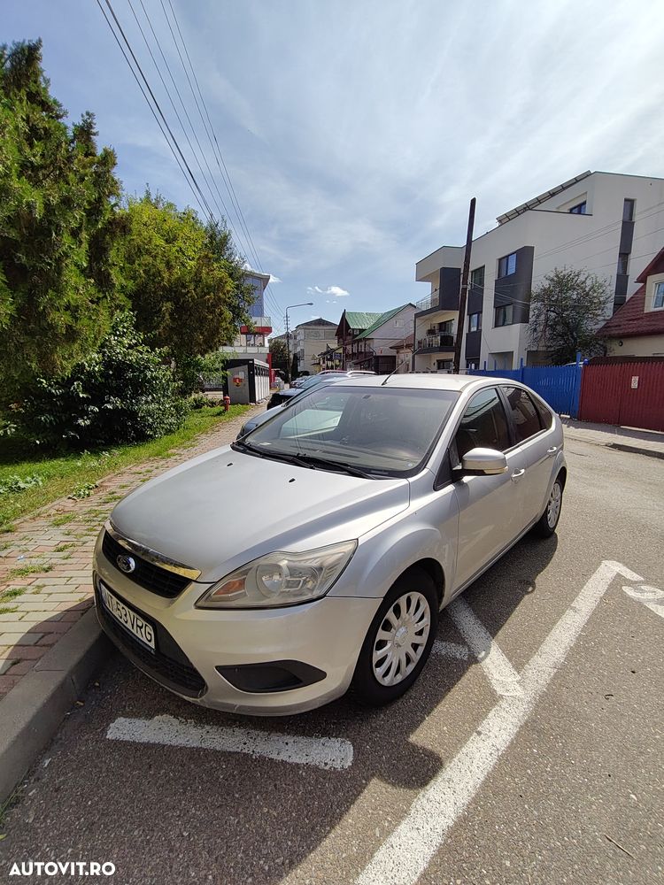 Ford Focus 1.6i Ambiente - 1