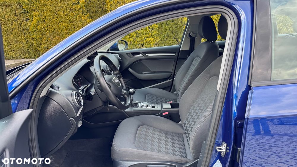 Audi A3 Sportback - 19