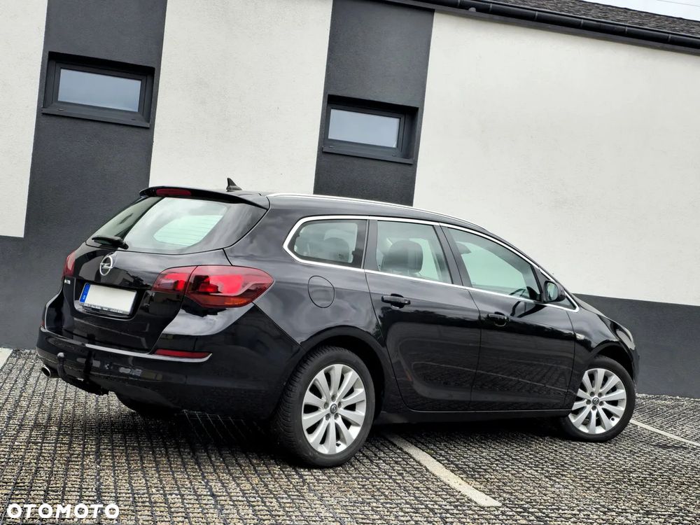Opel Astra 1.4 T Cosmo - 7