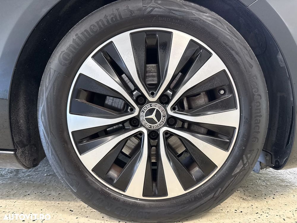 Mercedes-Benz A 180 d 8G-DCT Progressive - 26