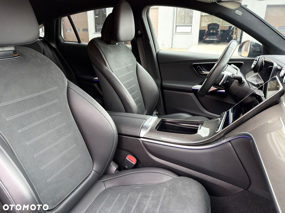 Mercedes-Benz GLC 300 d 4Matic 9G-TRONIC Edition AMG Line - 16