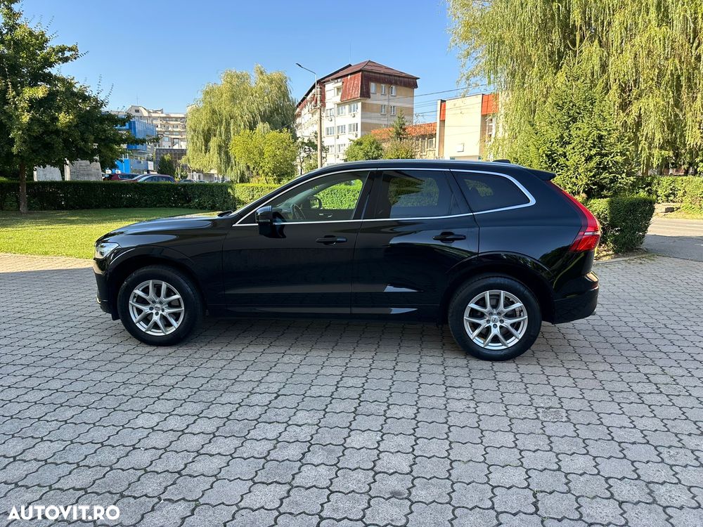 Volvo XC 60 B5 D AWD Geartronic Momentum Pro - 4