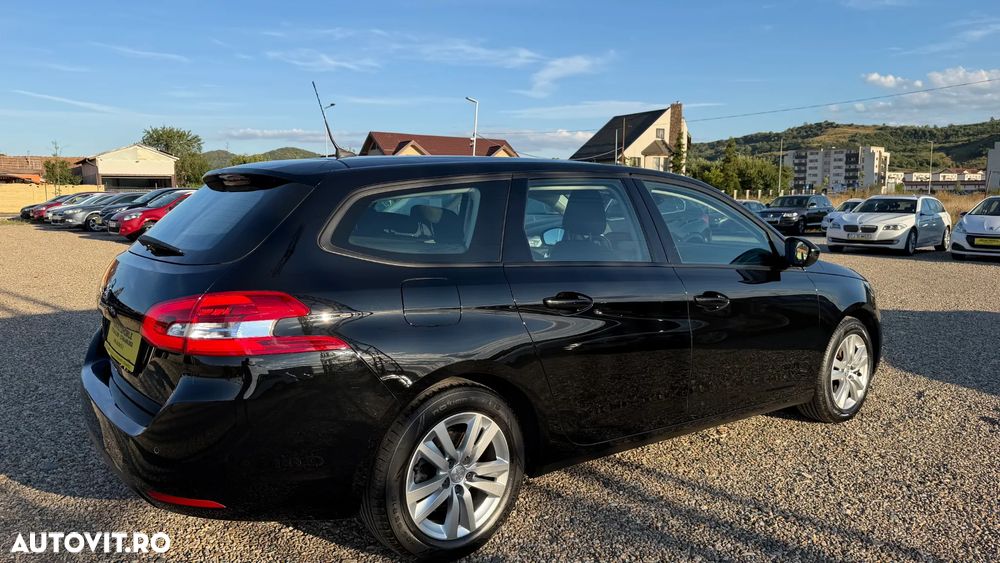 Peugeot 308 - 10