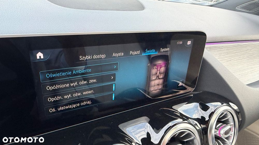 Mercedes-Benz GLA 250 4Matic 8G-DCT Style - 13