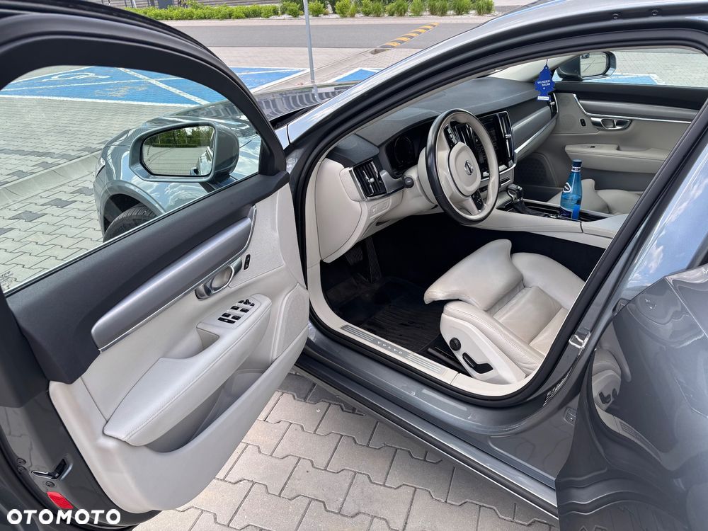Volvo S90 D4 Momentum - 14