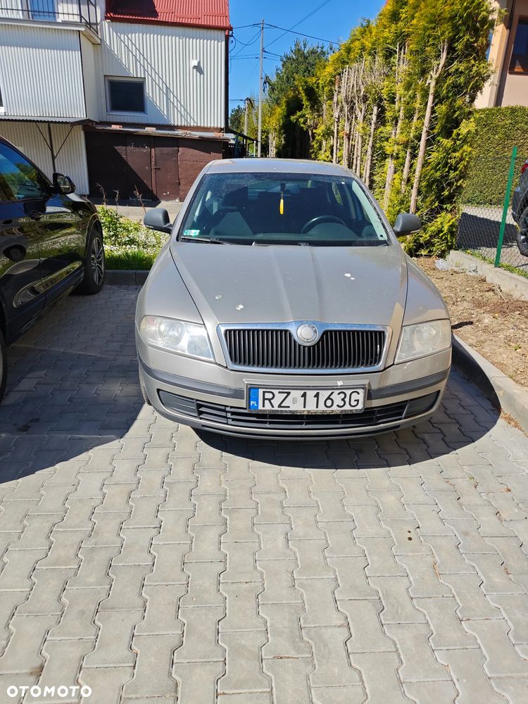 Skoda Octavia 1.6 - 1