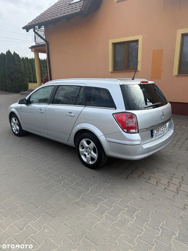 Opel Astra 1.7 CDTI - 12