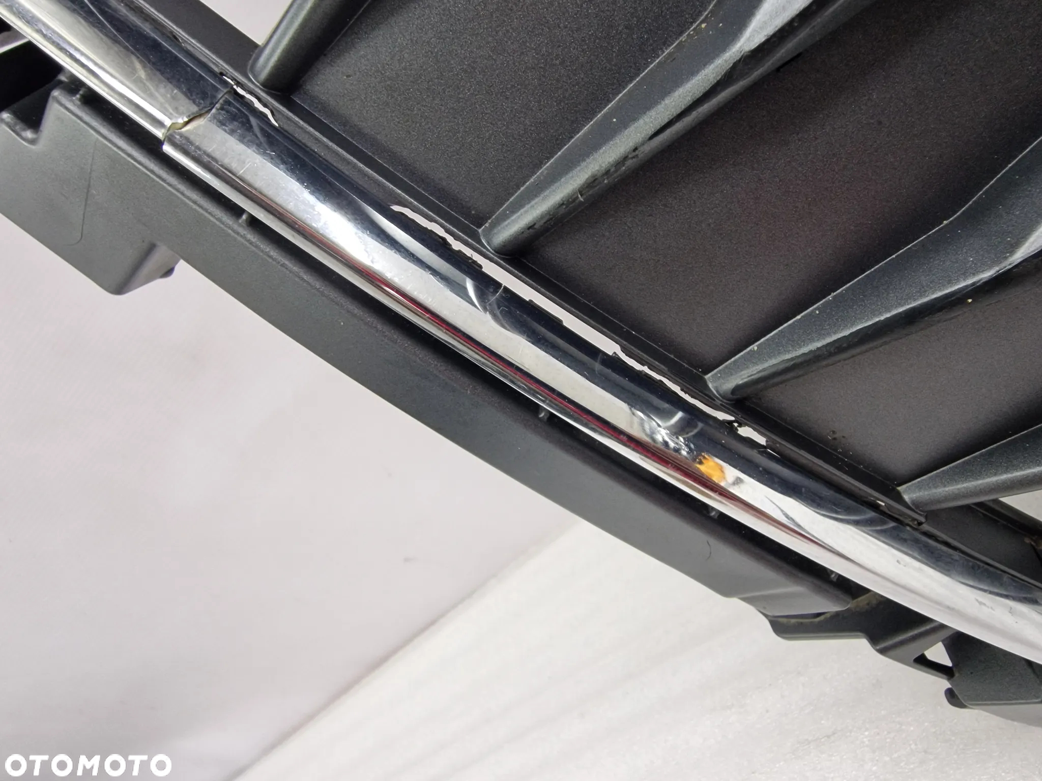 AUDI A1 8XA LIFT 13- ATRAPA / GRILL PRZEDNI PRZÓD , NR 8XA853651B / 8XA853651C , NR AUKCJI GL163 - 3